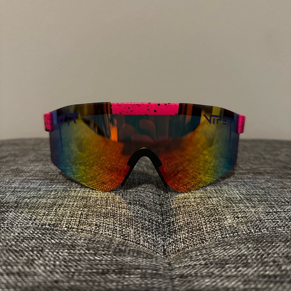 Pink PIT VIPERS